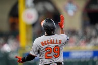 Con solo cuatro juegos en Grandes Ligas Samuel Basallo firma extensión millonaria con los Orioles