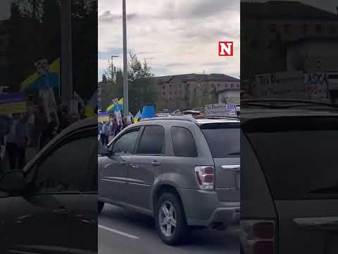 Pro-Ukraine Rally Breaks Out Before Trump and Putin Meeting