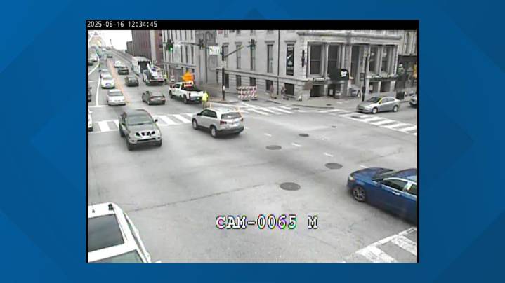 Driver hospitalized after crash on Clark Memorial Bridge just before 8 a.m. Saturday