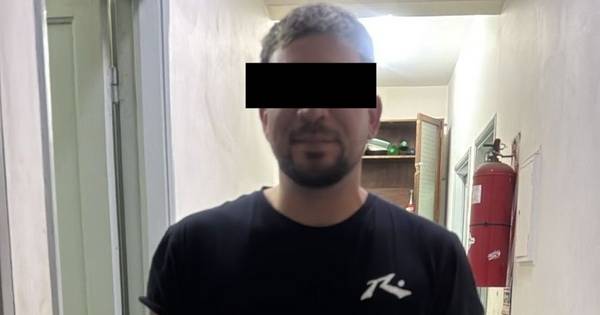 Llevaba cerdo y matambre escondido en su ropa para no pagar en un supermercado