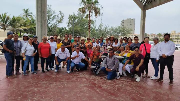 Abuelitos de Ciudad Madero mostrarán su talento en las plazas públicas: te decimos a dónde acudir