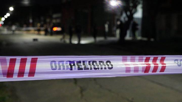 Lo acribillaron a balazos en barrio Alvear y llegó sin vida al hospital Clemente Álvarez