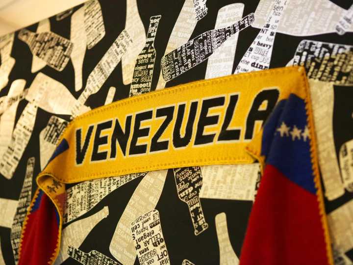 “Mis dos mundos”: escritores venezolanos en la diáspora se reúnen en Buenos Aires