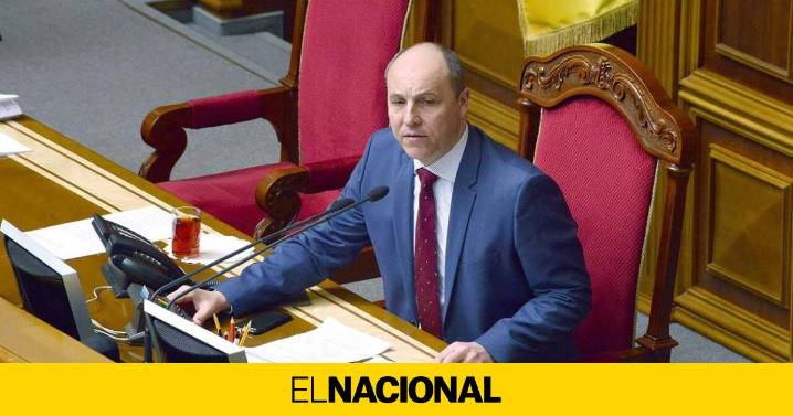 Asesinan a tiros en Leópolis al expresidente del parlamento ucraniano Andrii Parubii