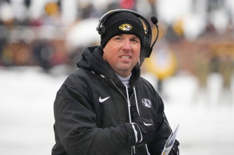 Forced to Make Tough Beau Pribula Call, Eli Drinkwitz Gives Hilarious Response to QB Dilemma Eli Drinkwitz’s latest response on the starting QB may surprise fans, as his season opener rival could foll