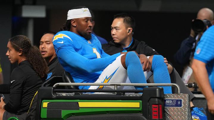 Chargers WR Quentin Johnston hospitalized after head injury vs. Rams