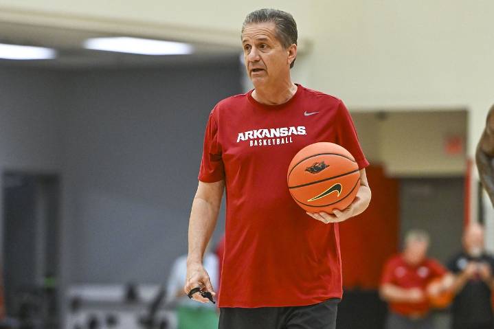 Report: Hogs facing Tigers in exhibition