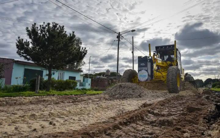 Reparan más de 60 calles y 30 hectáreas de espacios verdes en zona sur y Puerto
