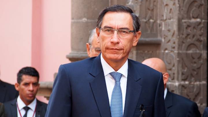 Dictaron prisión preventiva a Vizcarra por presuntos sobornos antes de su mandato presidencial en Perú
