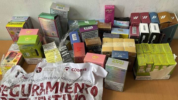 Coepris decomisa vapeadores cerca de planteles educativos de Tampico y la zona conurbada