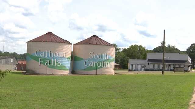 Mayoral candidates for SC town emerge amid audit and lawsuit turmoil