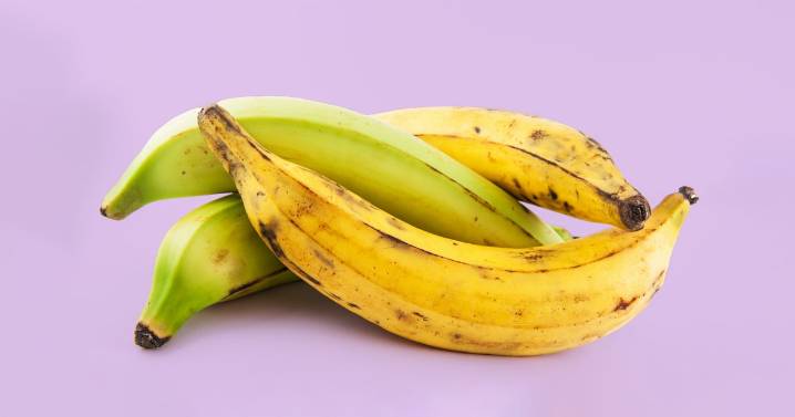 Are Plantains Good For You? A Dietitian on Nutrients and Calories