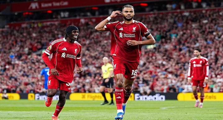 Pronósticos Newcastle United vs Liverpool: es probable un partido con más de 10.5 córners