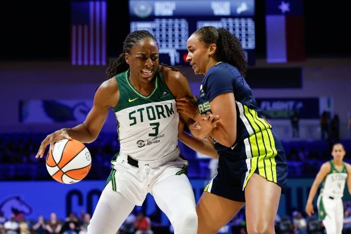 Deadspin | Storm try for first four-game win streak of season, visit Fever