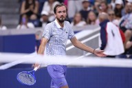 U.S. Open descends into chaos after photographer enters court during Daniil Medvedev match