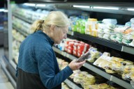 Modo campaña: el Gobierno activó descuentos en supermercados para jubilados de ANSES