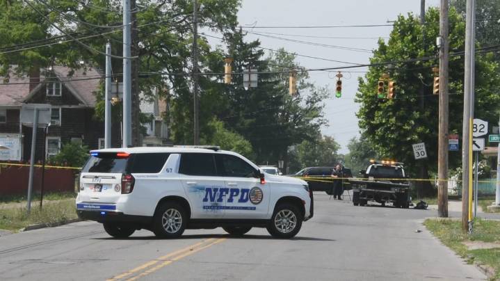 E-bike rider dies following a collision with a tow truck in Niagara Falls
