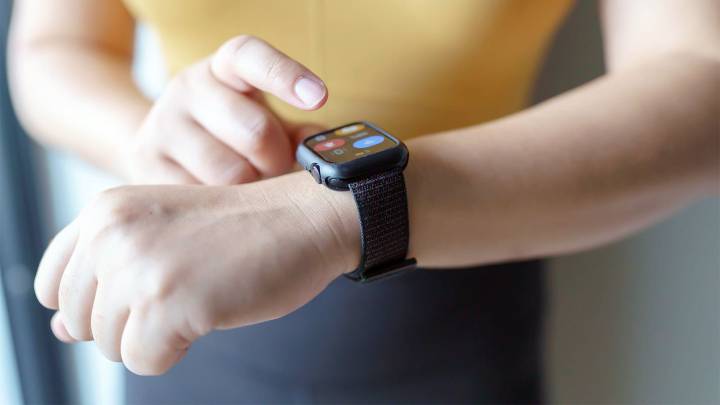 Are Wearable Health Trackers Really All That? Yes and No, Doctors Say