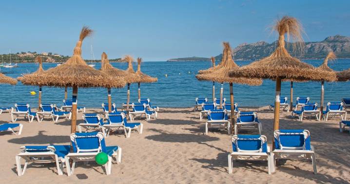 Pensioners fined £250 for reserving sunbeds at Spain holiday hotspot
