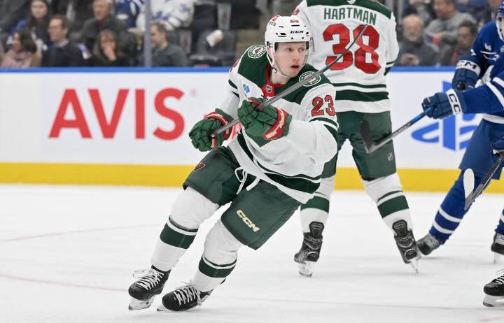 Marco Rossi agrees to terms on 3-year, $15 million contract with Wild: Sources