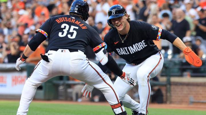 Back-to-back homers by Rutschman and Mountcastle in 1st send Orioles to 3