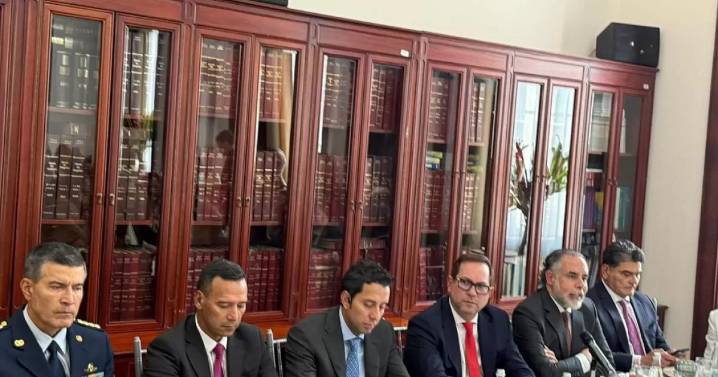 Medidas para proteger a congresistas: presidente del Senado se muestra inconforme