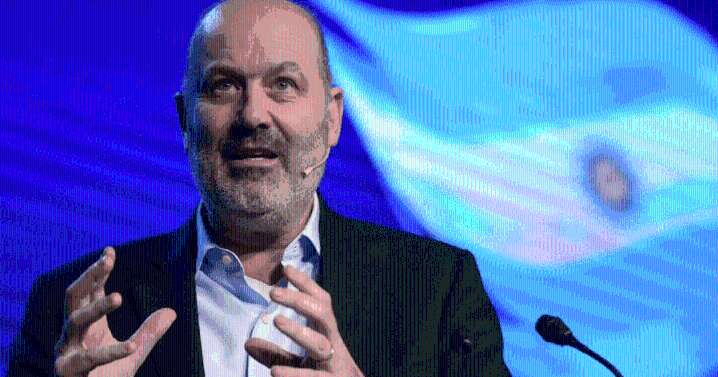 Federico Sturzenegger increpó al presidente de la Cámara de Comercio por una cautelar y lo calificó de «casta»