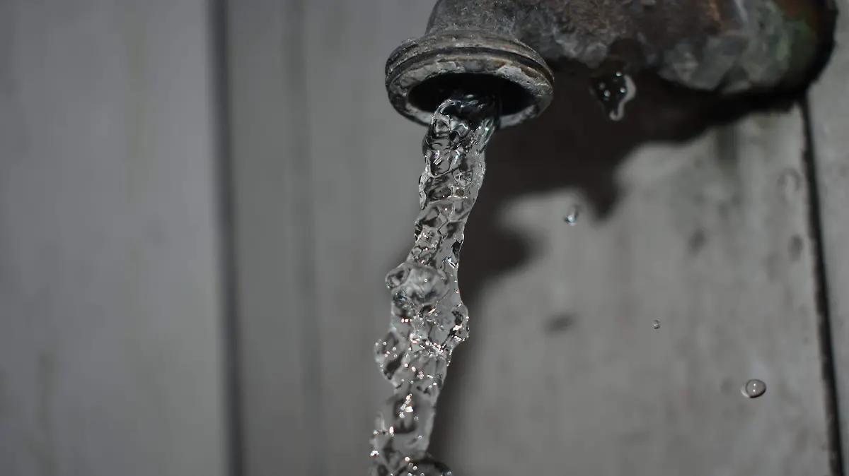 Enviarán agua a cinco colonias que forman parte del tandeo en Parral