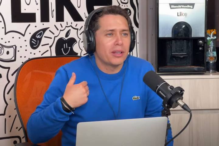 Karol Lucero es grabado desmantelando las instalaciones de Like Media: en un audio solicitó ayuda a colaboradores