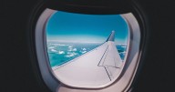 Passengers take Delta and United to court over windowless window seats