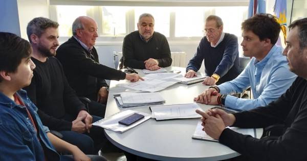 Proyecto para mejorar el abastecimiento de agua en Río Turbio y 28 de Noviembre