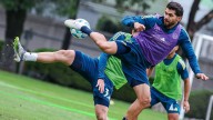 ¿Por qué Henry utiliza una calceta distinta al resto?