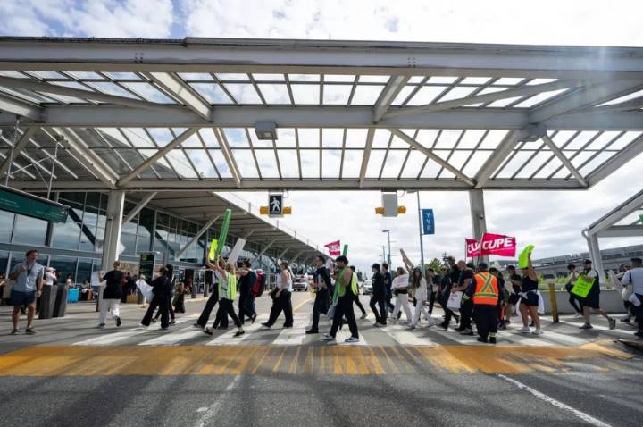 Air Canada flight attendant strike declared illegal by Canada Industrial Relations Board