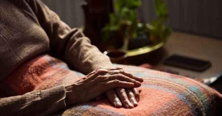 All state pensioners warned DWP could 'freeze' payments in 'pragmatic' shake
