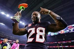 NFL Texans lose 1,000-yard rusher Mixon for four games