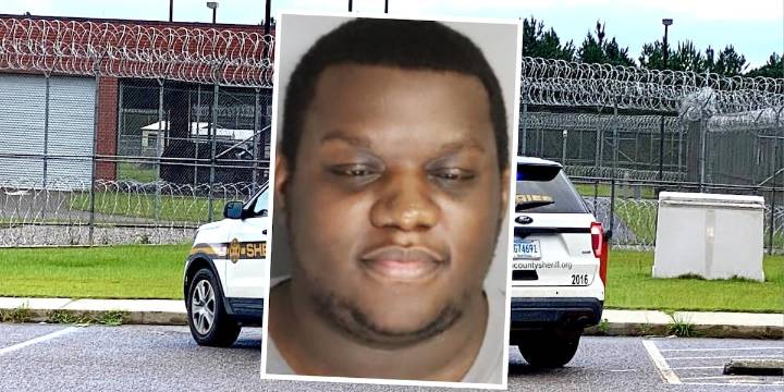Ex-jailer accused of smuggling contraband to Aiken County inmates