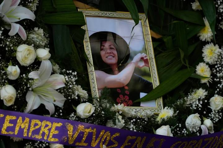 Detienen a 13 personas ligadas al crimen de dos colaboradores de Clara Brugada