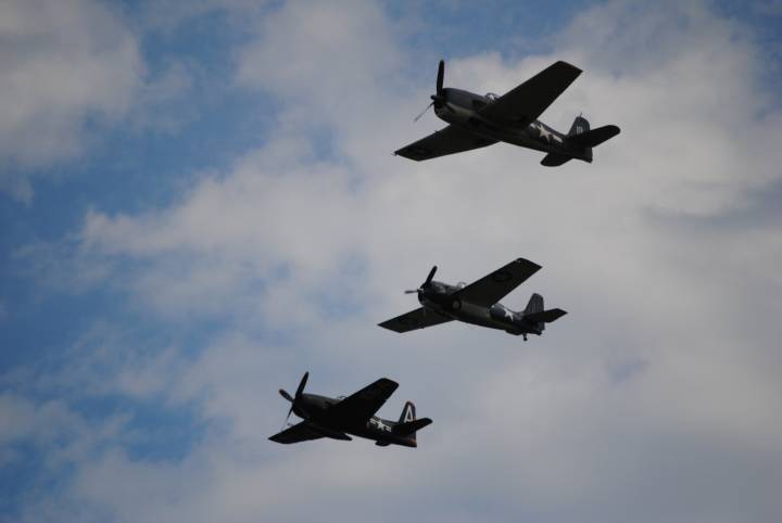 All eyes on the skies for ‘Victory at Sea’ show commemorating the end of World War II