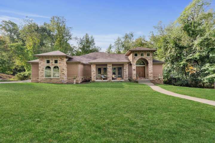 House of the Week: A Private O’Hara Residence