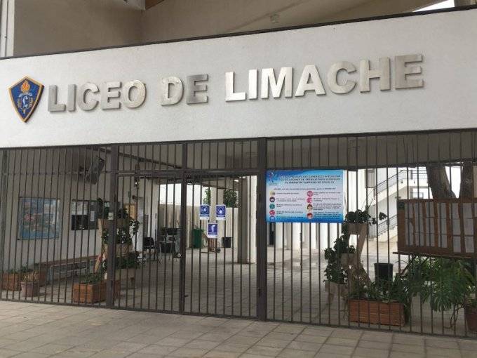 Polémica en Limache por profesor que gritó a alumnos que defendían a Pinochet: docente fue separado de sus funciones