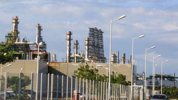 Acusan en EUA a 2 Empresarios Mexicanos de Sobornar a Funcionarios de Pemex; Uno Está Prófugo