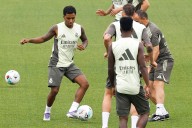 Rodrygo lidera el entrenamiento de suplentes del Real Madrid