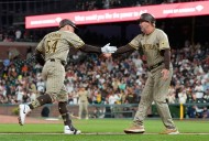 Padres take opener against Giants