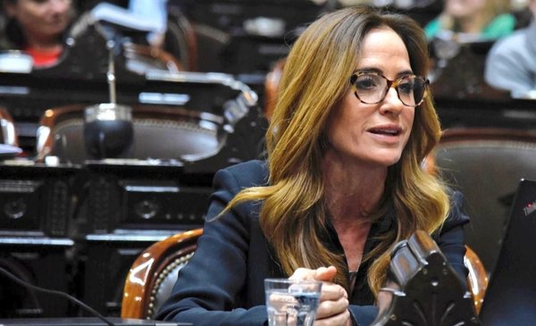 Victoria Tolosa Paz recorrió la sexta sección electoral y llamó a revertir los vetos de Milei