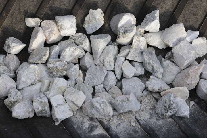 Lithium Argentina: Significant Upside Potential Amid Lithium Market Recovery (NYSE:LAR)
