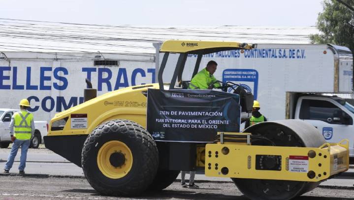 Sheinbaum da banderazo a trenes de repavimentación