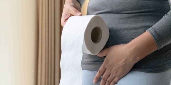 Estas son las veces que debes orinar al día y las señales que advierten problemas de salud