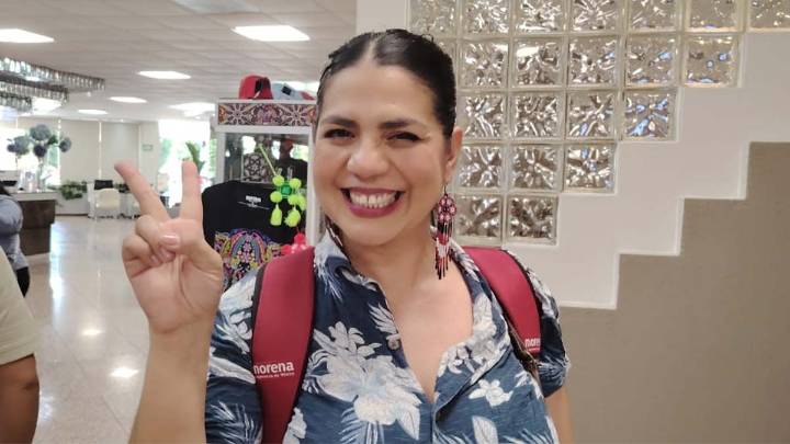 Ofrece Feria Escolar productos y becas en Tepic