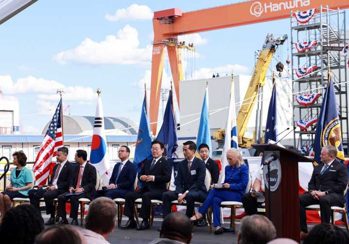 La surcoreana Hanwha invertirá 5.000 millones de dólares en su astillero de Filadelfia