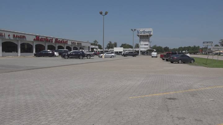 H-E-B plans new, larger store at Northway Shopping Center in Orange